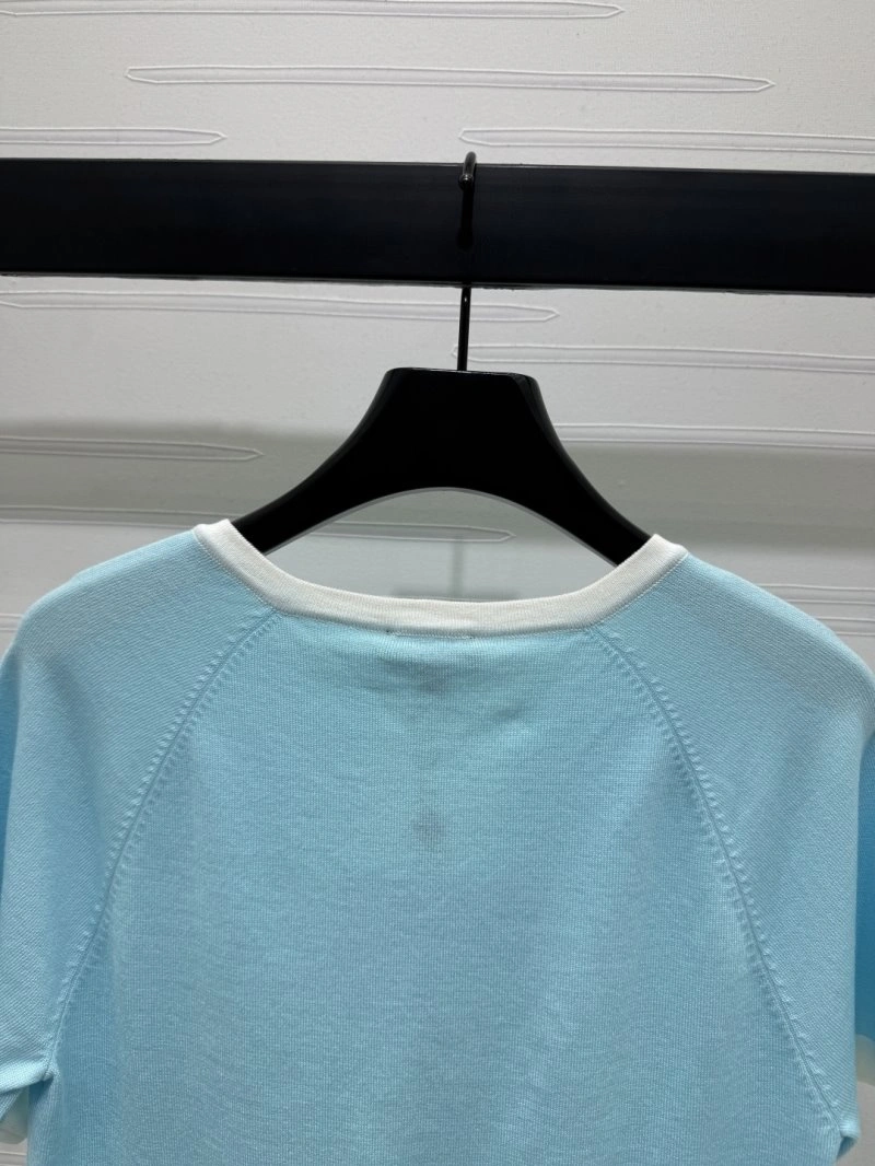 Chanel T-Shirts Refined 110260
