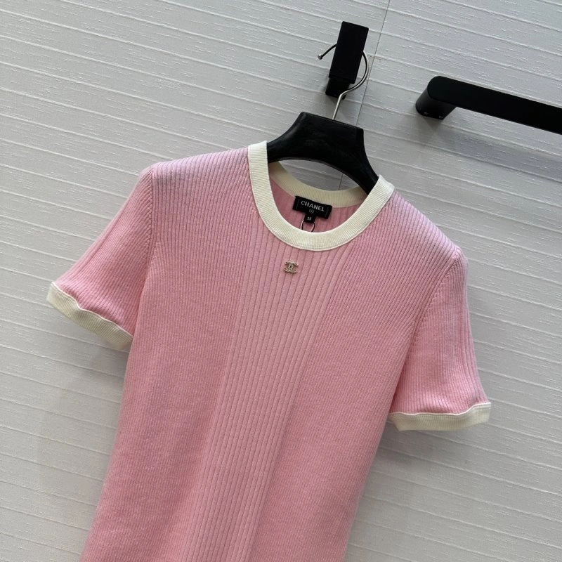 NewStyle Chanel T-Shirts 110248