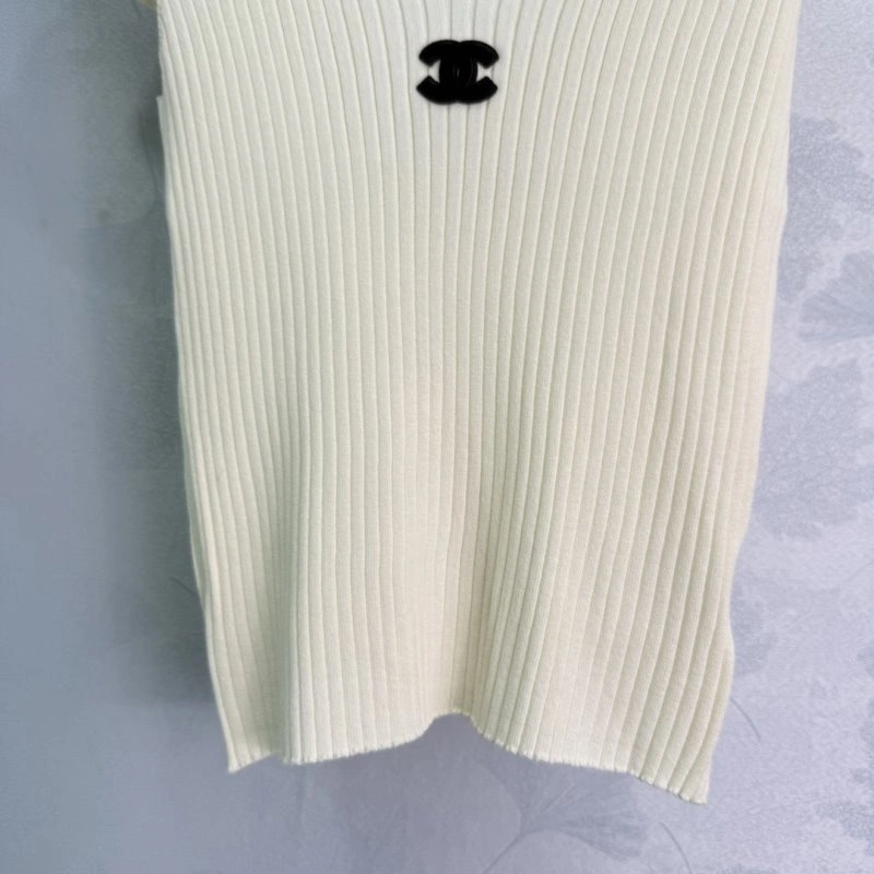 Chanel T-Shirts Lightweight 110249