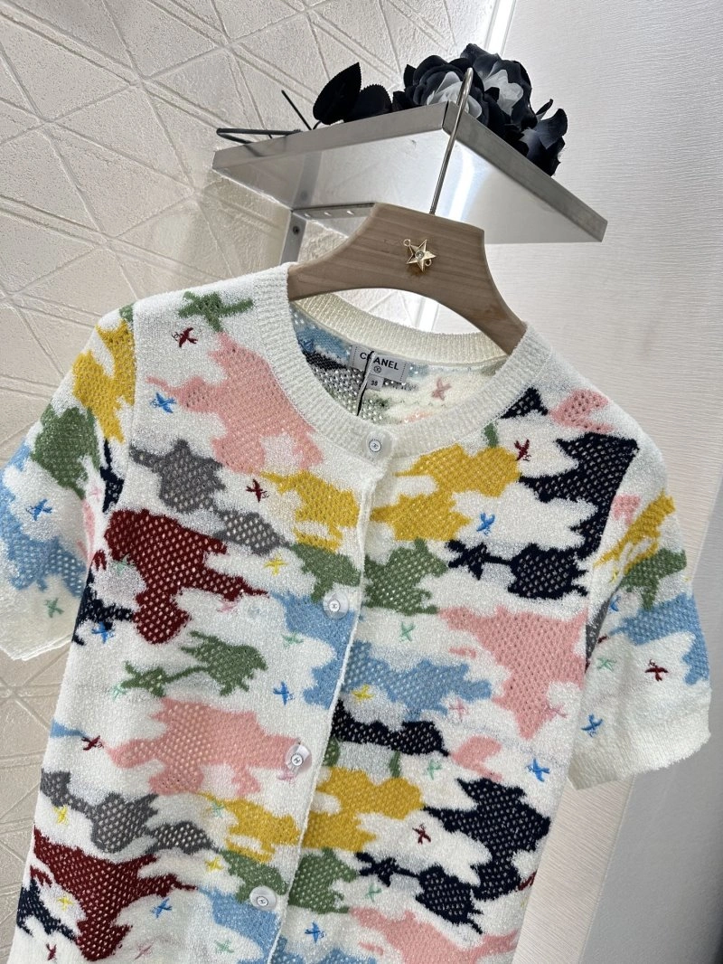 Sleek Chanel T-Shirts 110264