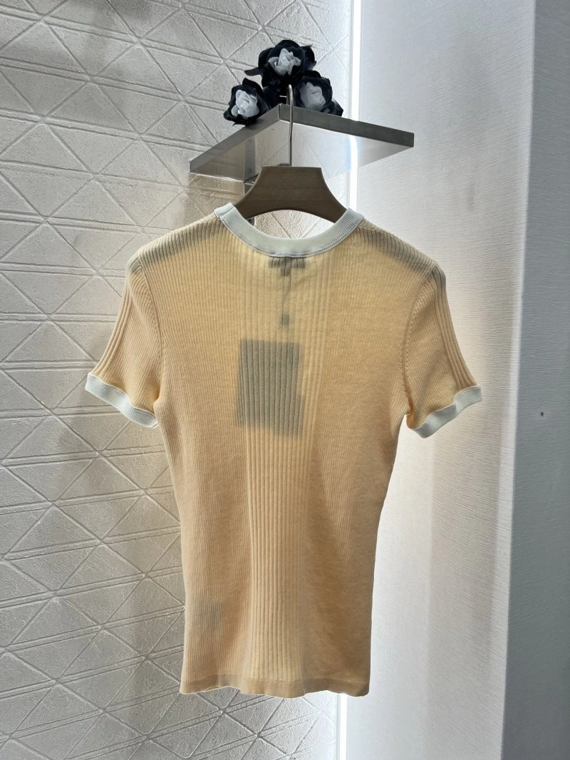 Flexible Chanel T-Shirts 110257