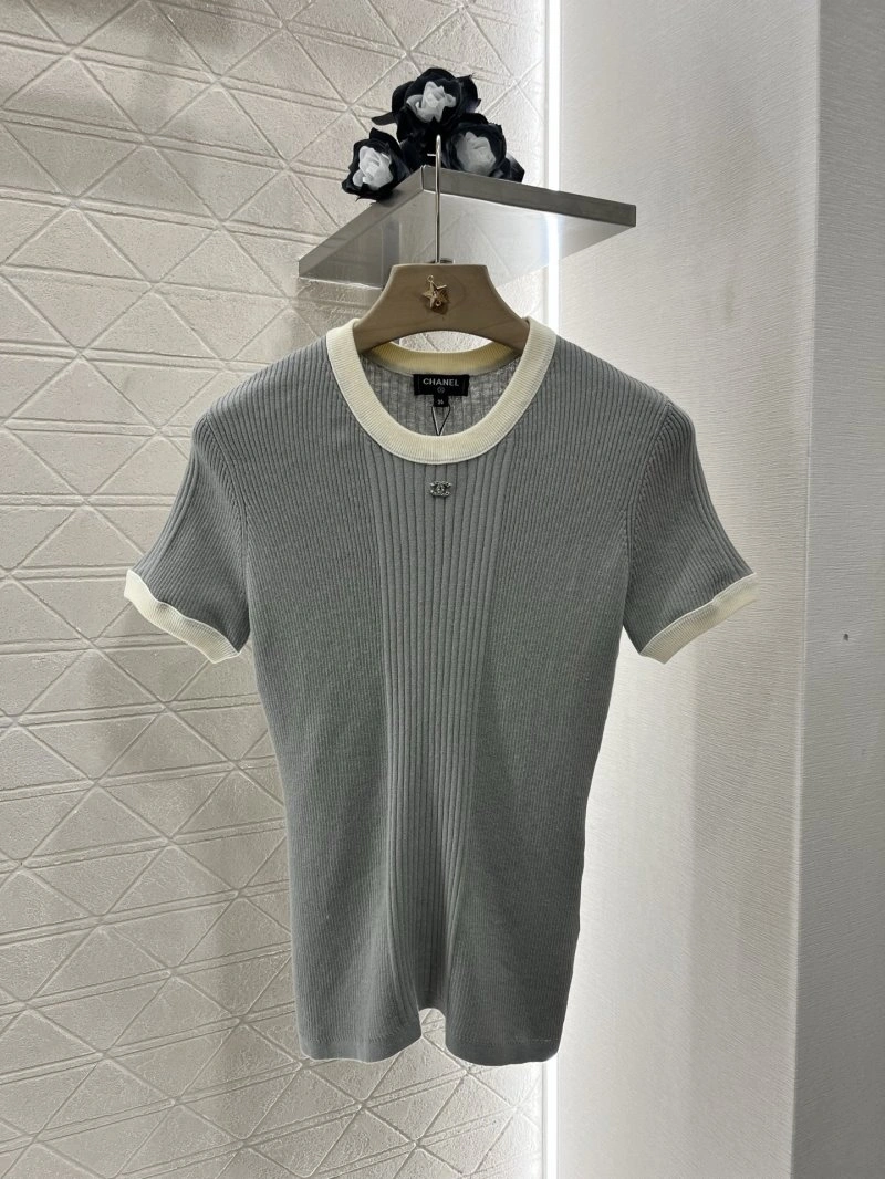 Flexible Chanel T-Shirts 110257