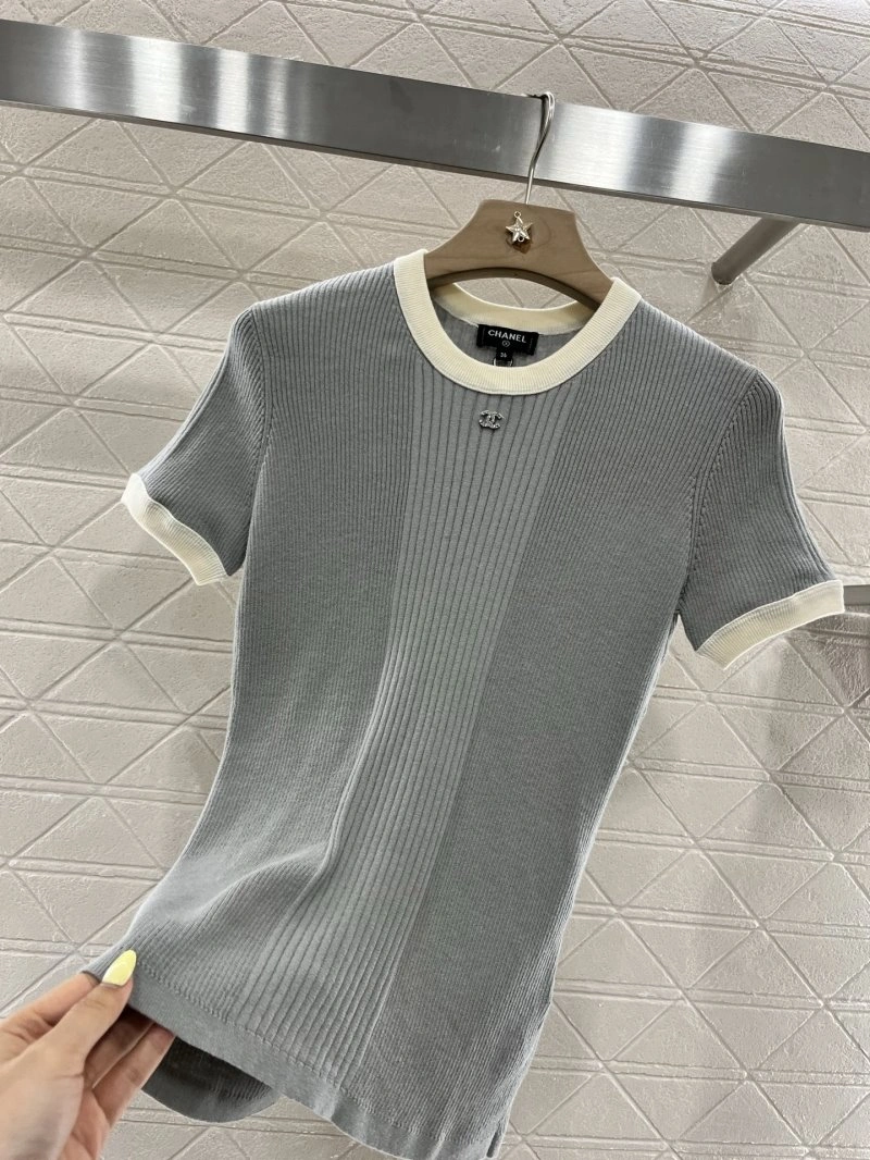 Flexible Chanel T-Shirts 110257