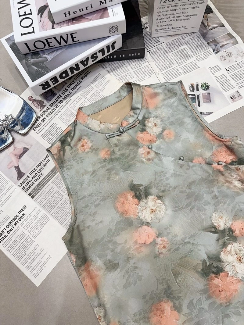 Breathable Chanel T-Shirts 110266