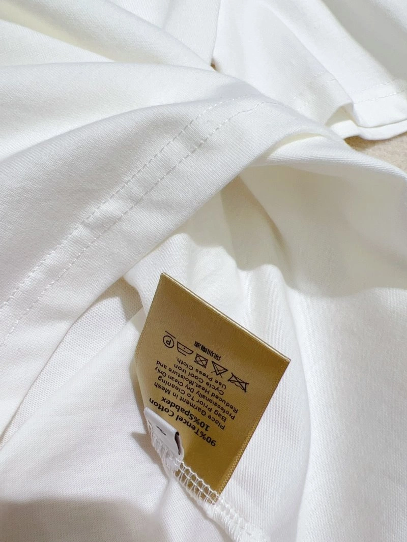 Chanel T-Shirts Soft 110255