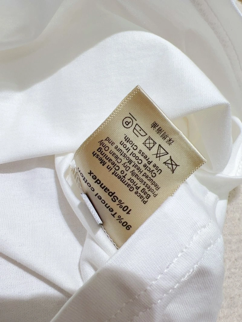 EyeCatching Chanel T-Shirts 110262