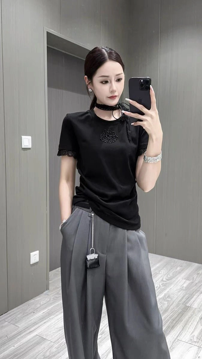Classic Chanel T-Shirts 110271