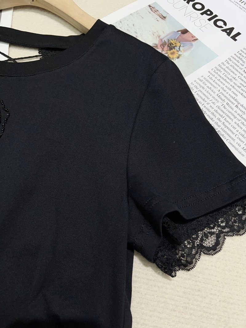 Classic Chanel T-Shirts 110271