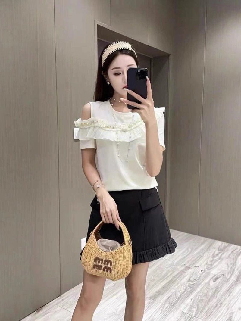 Affordable Chanel T-Shirts 110241