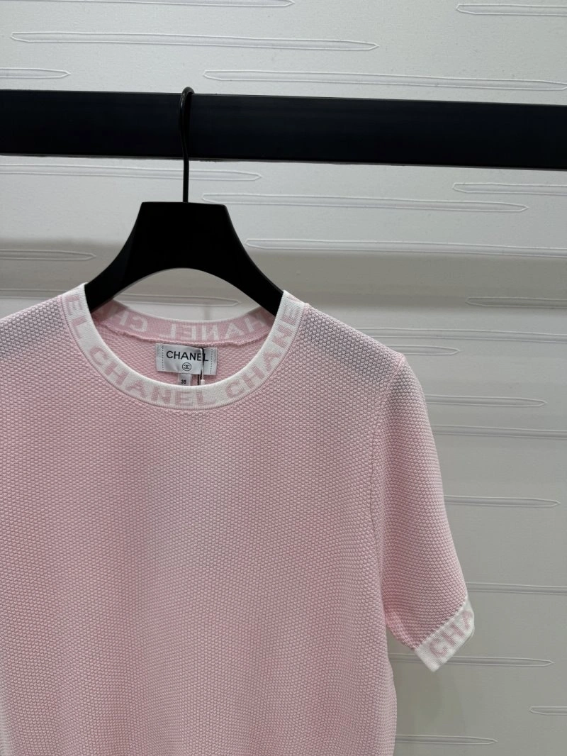 Functional Chanel T-Shirts 110236