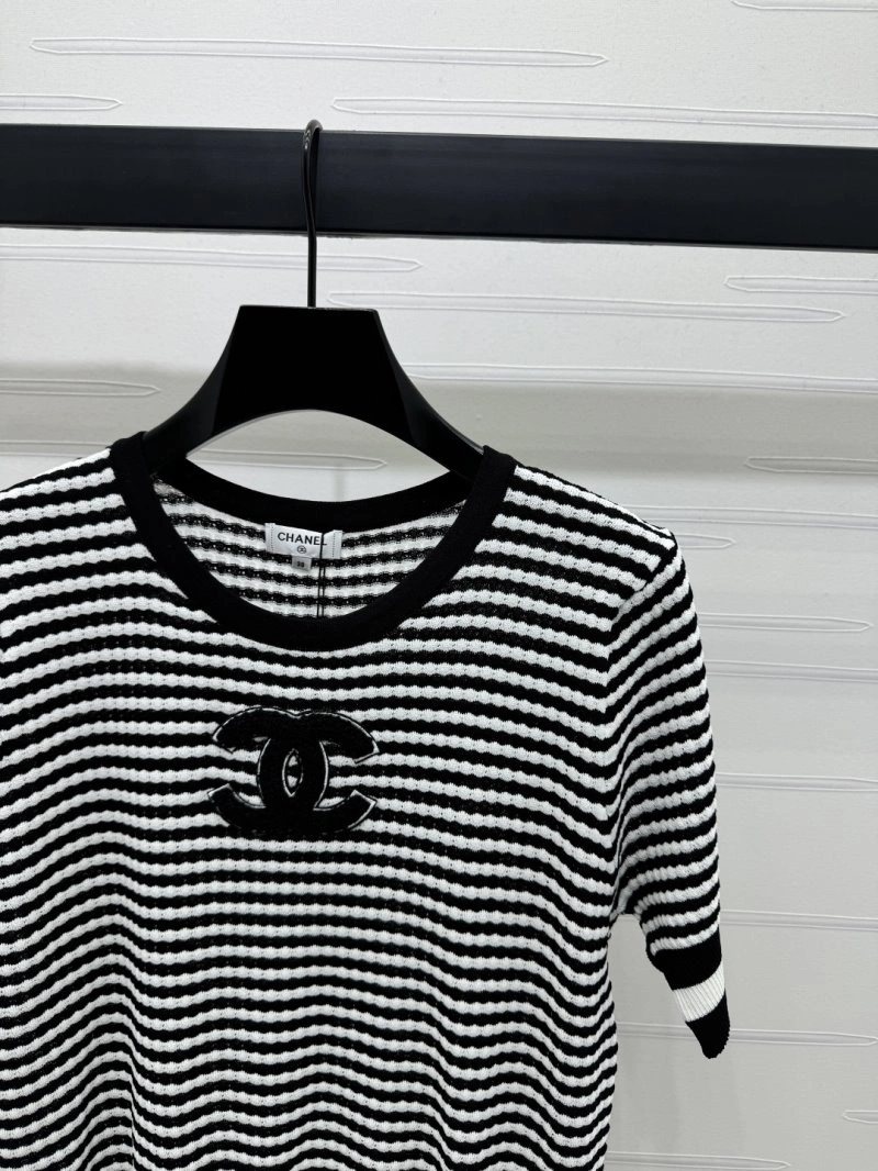 Durable Chanel T-Shirts 110231