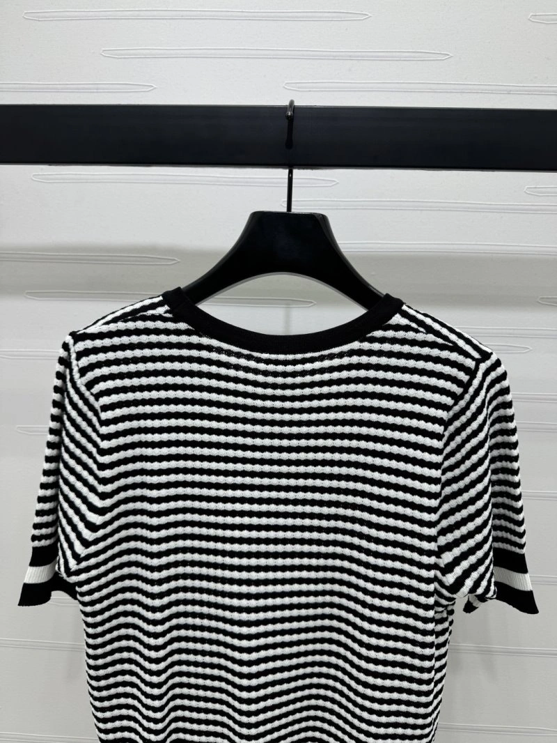 Durable Chanel T-Shirts 110231