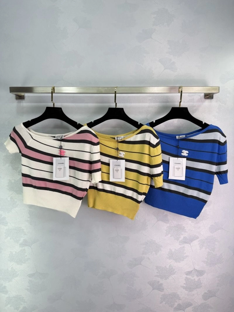Effortless Chanel T-Shirts 110222