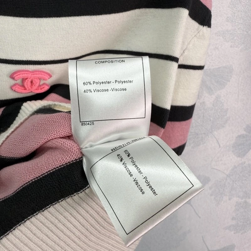Effortless Chanel T-Shirts 110222