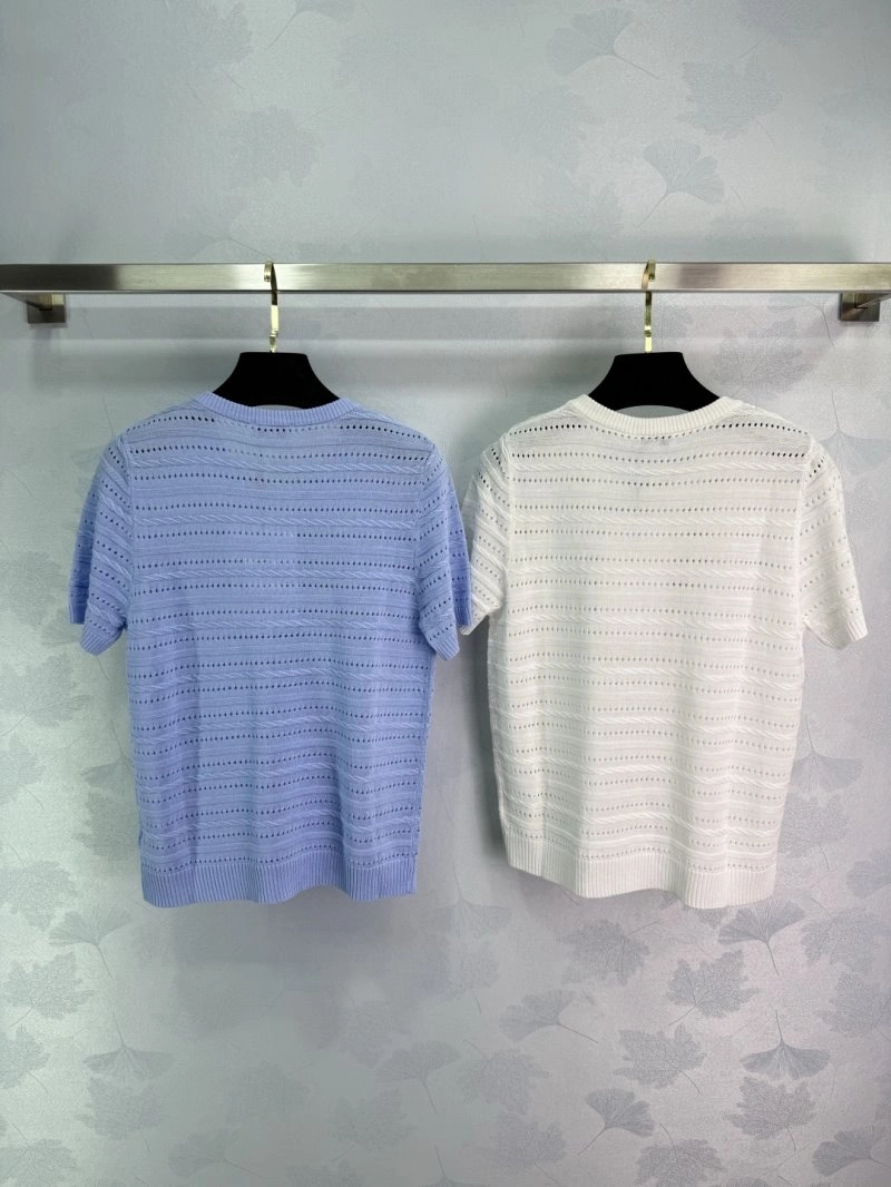 Chanel T-Shirts Resilient 110214