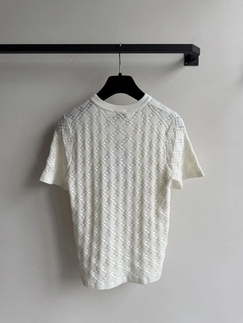 Chic Chanel T-Shirts 110199