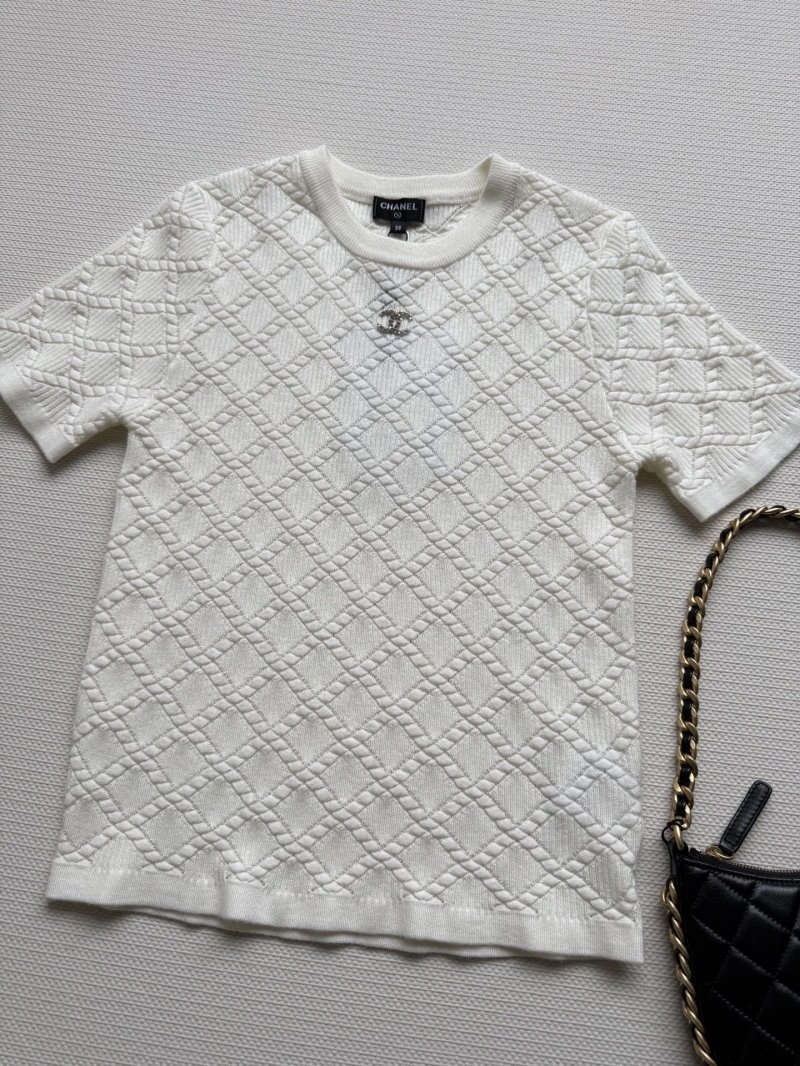 Chic Chanel T-Shirts 110199