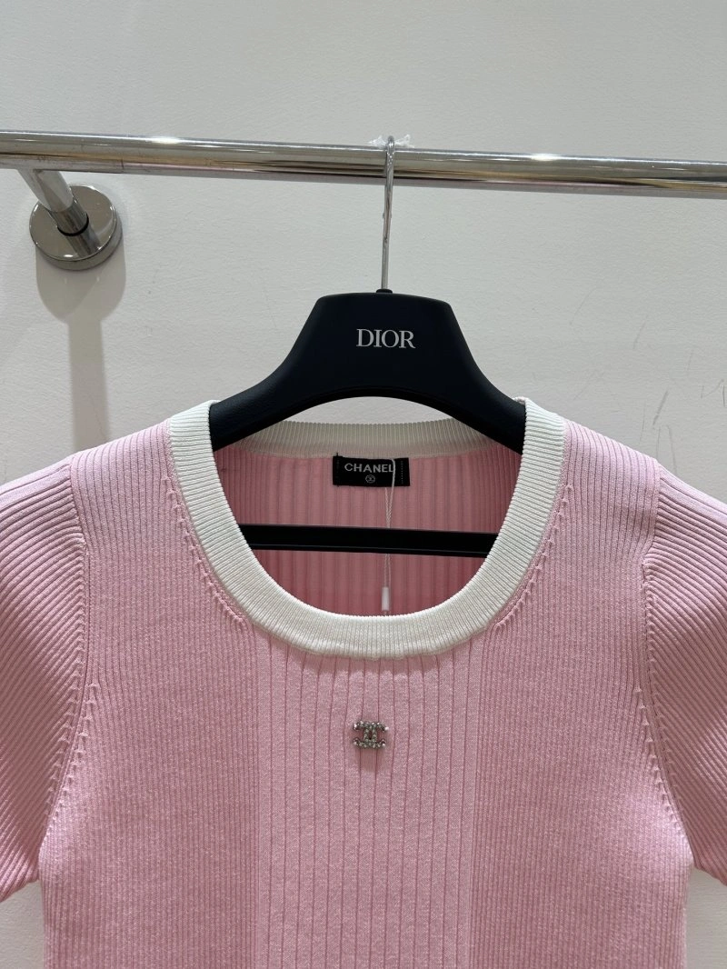 ModernLook Chanel T-Shirts 110226