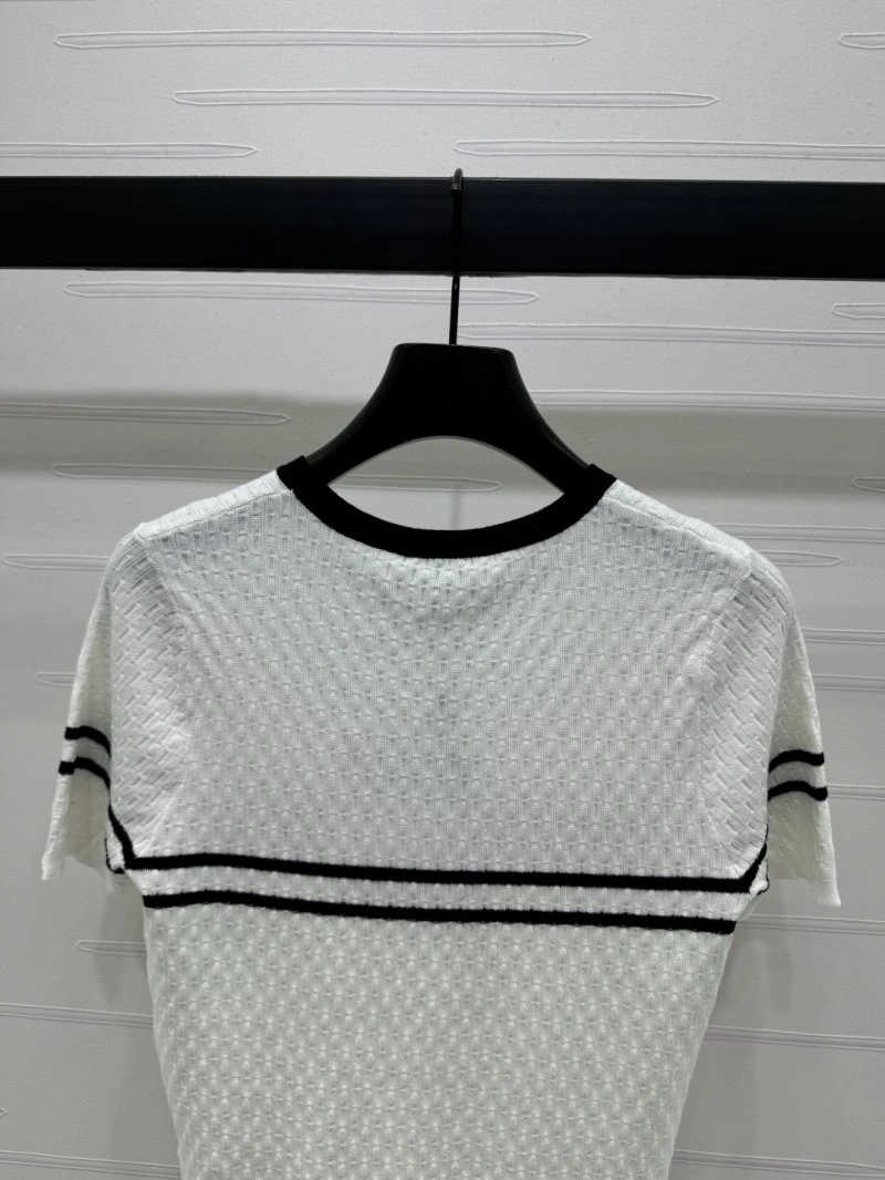 FlexibleFit Chanel T-Shirts 110198