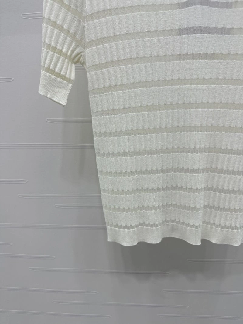 Chanel T-Shirts WeatherProof 110191