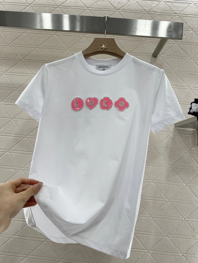 Elegant Chanel T-Shirts 110176
