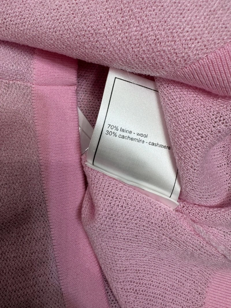 Chanel T-Shirts Neat 110167
