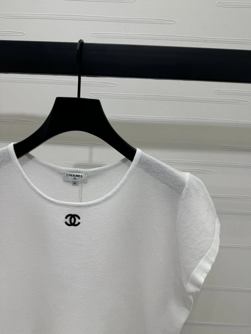 Chanel T-Shirts ComfortFit 110160
