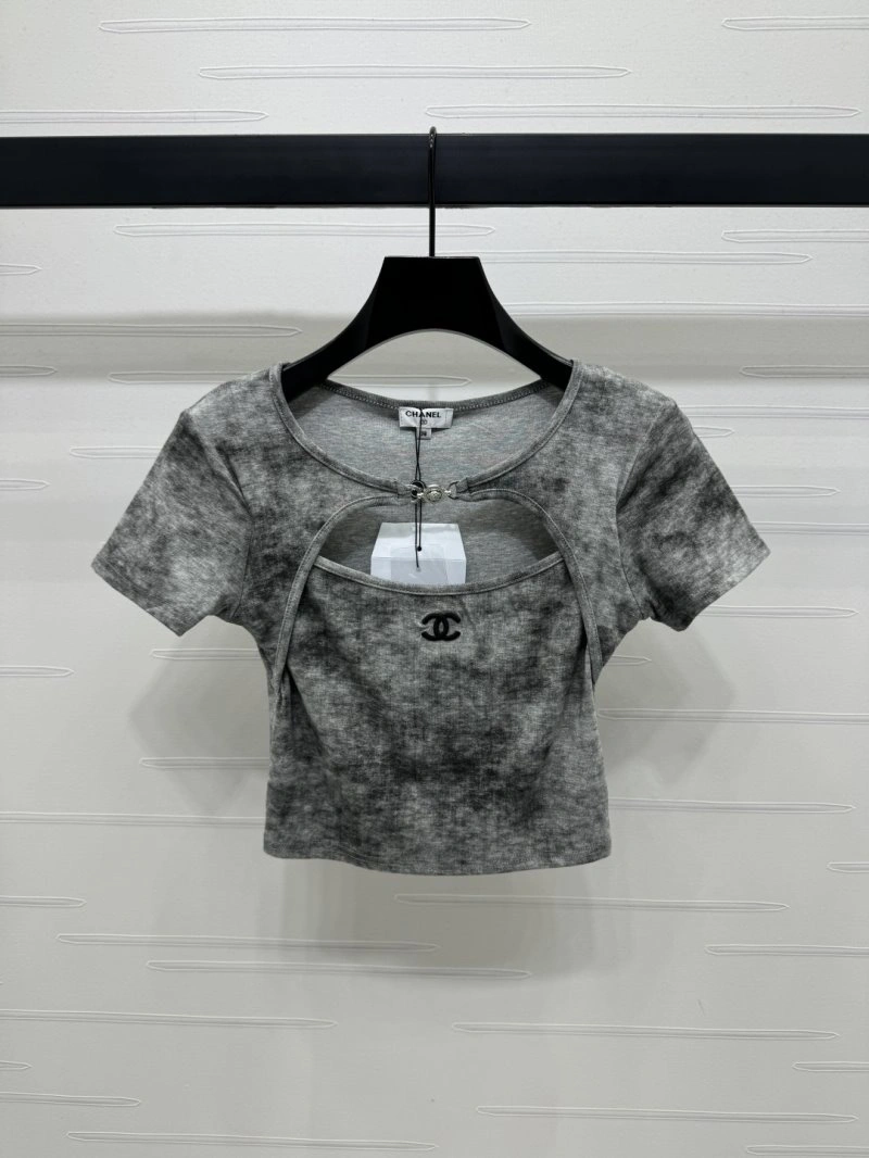 Flexible Chanel T-Shirts 110162