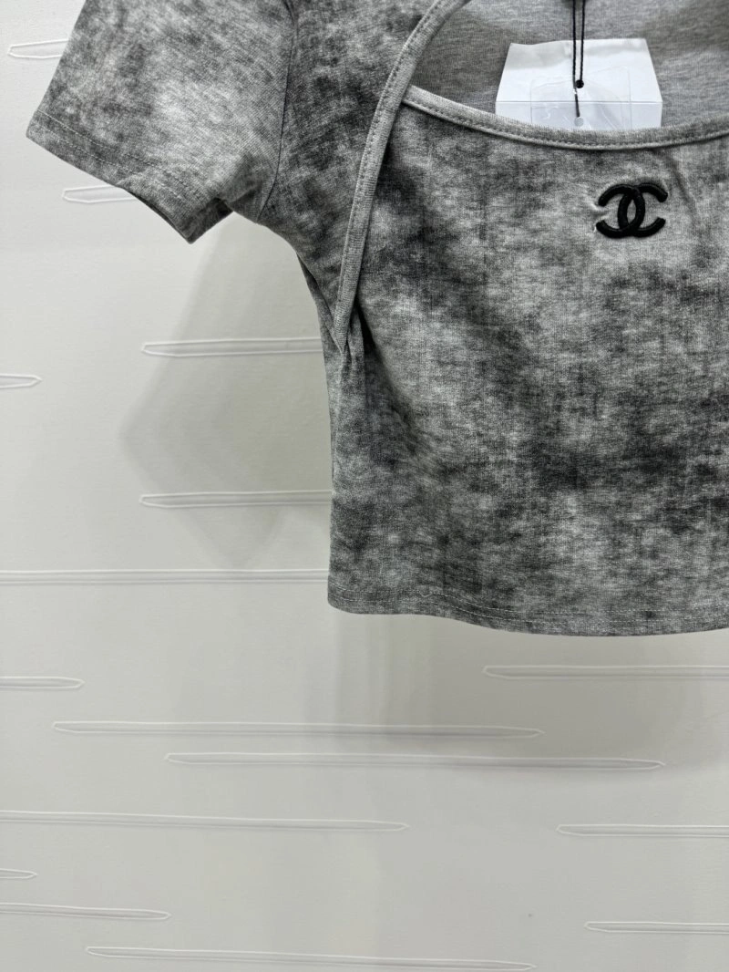 Flexible Chanel T-Shirts 110162