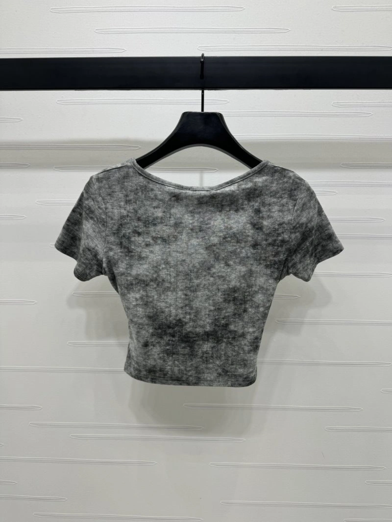 Flexible Chanel T-Shirts 110162