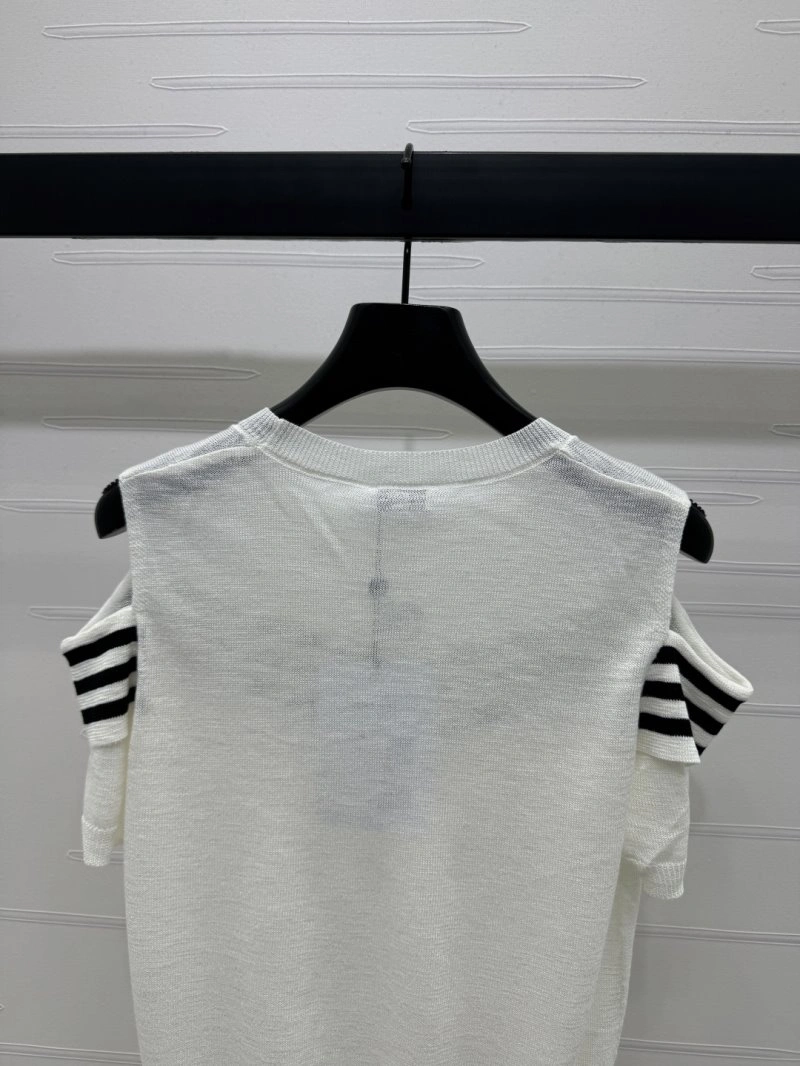 Popular Chanel T-Shirts 110177