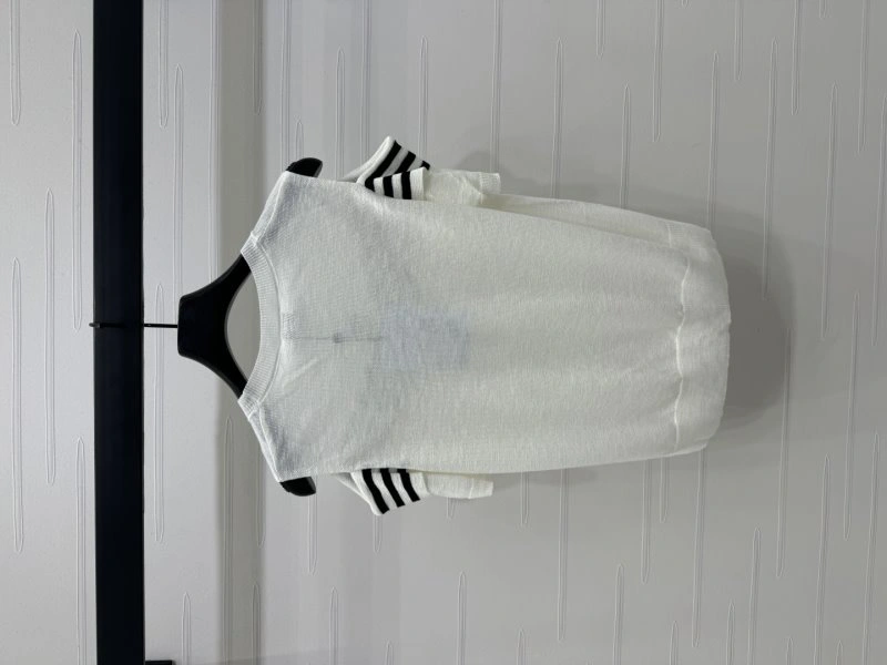 Popular Chanel T-Shirts 110177