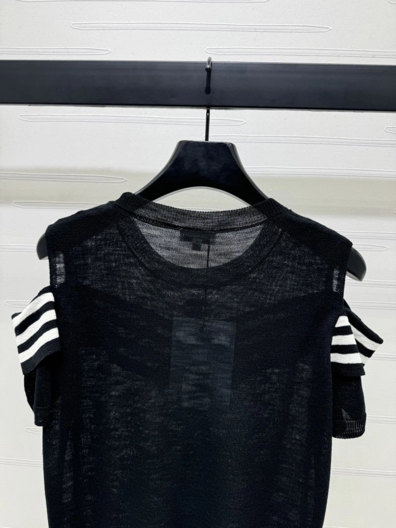 Vibrant Chanel T-Shirts 110181