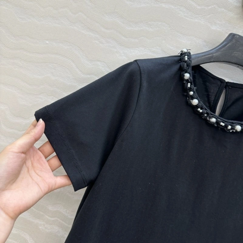 Trendsetting Chanel T-Shirts 110152