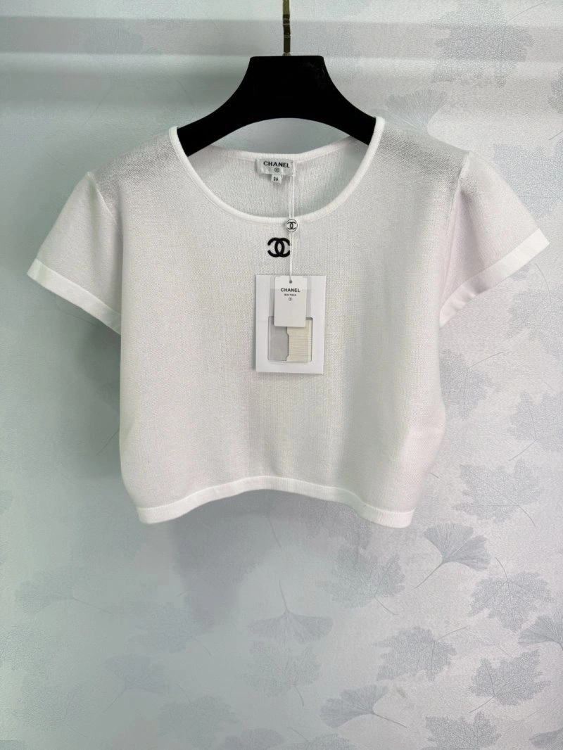 Chanel T-Shirts Lightweight 110149