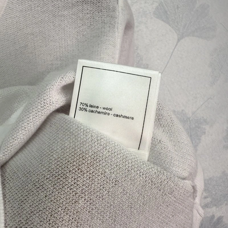 Chanel T-Shirts Lightweight 110149