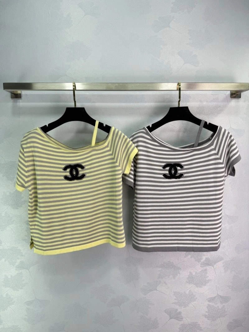 Chanel T-Shirts Durable 110148
