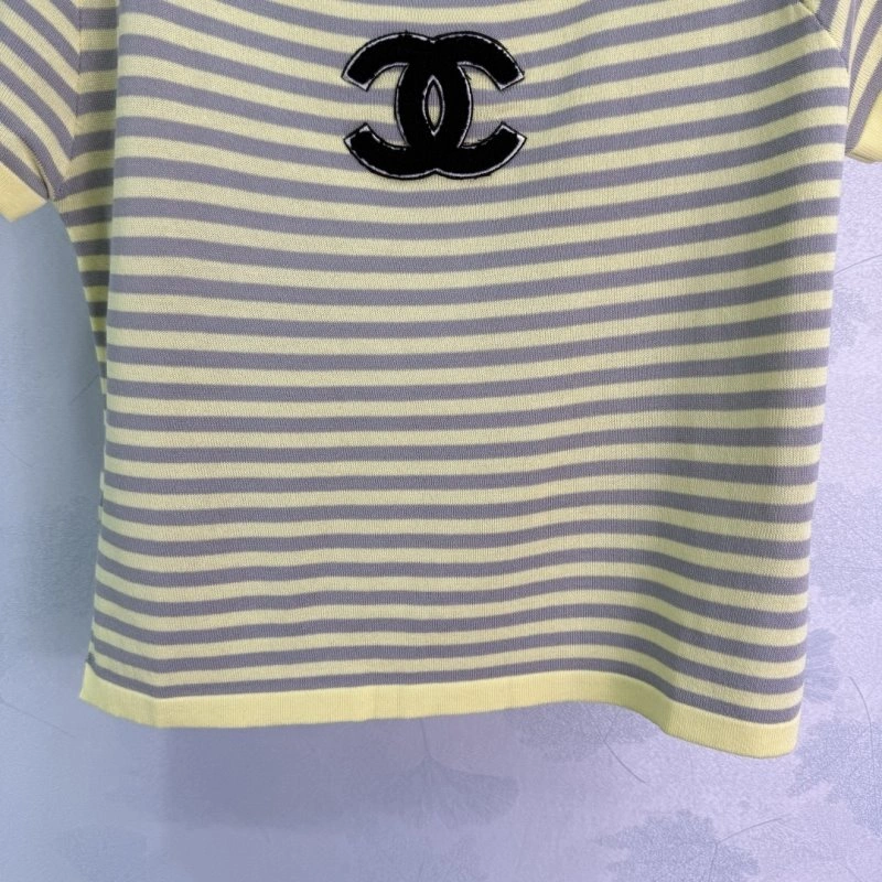 Chanel T-Shirts Durable 110148
