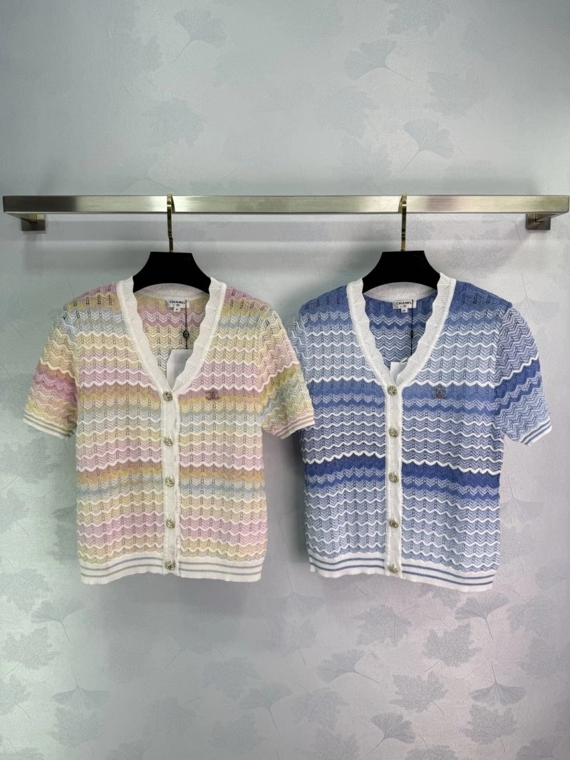 WeatherProof Chanel T-Shirts 110146