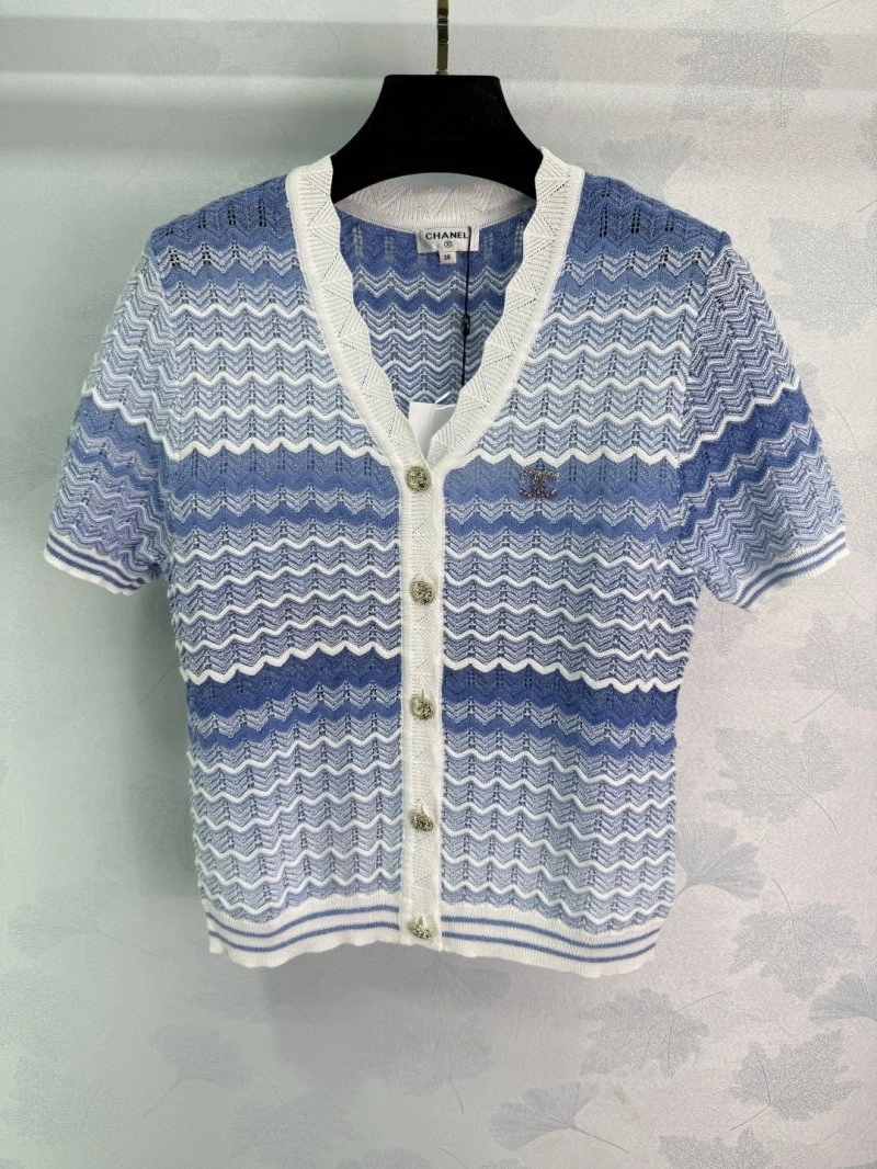 WeatherProof Chanel T-Shirts 110146