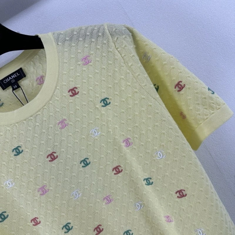 Chanel T-Shirts Soft 108034
