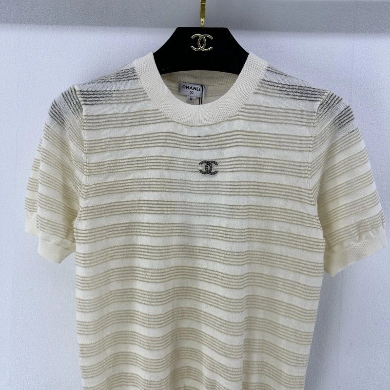 Supportive Chanel T-Shirts 108032
