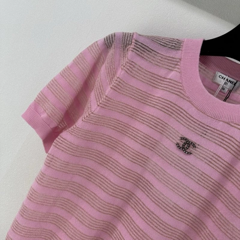 Chanel T-Shirts Bright 108026