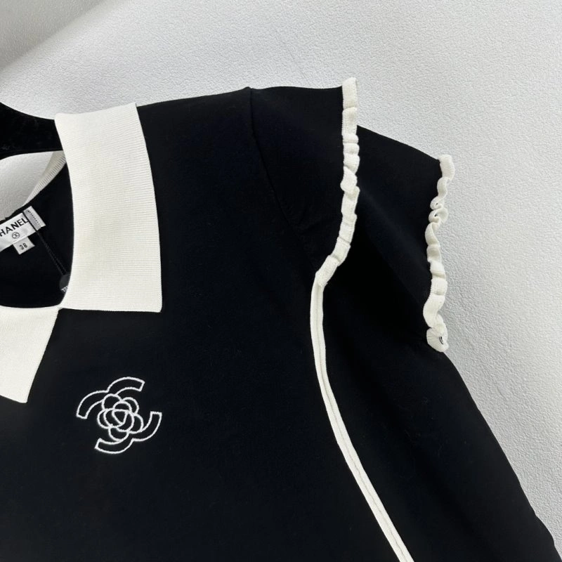 Versatile Chanel T-Shirts 108006