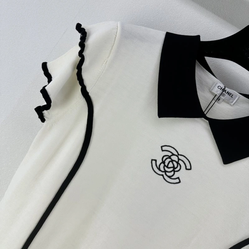 Premium Chanel T-Shirts 108009