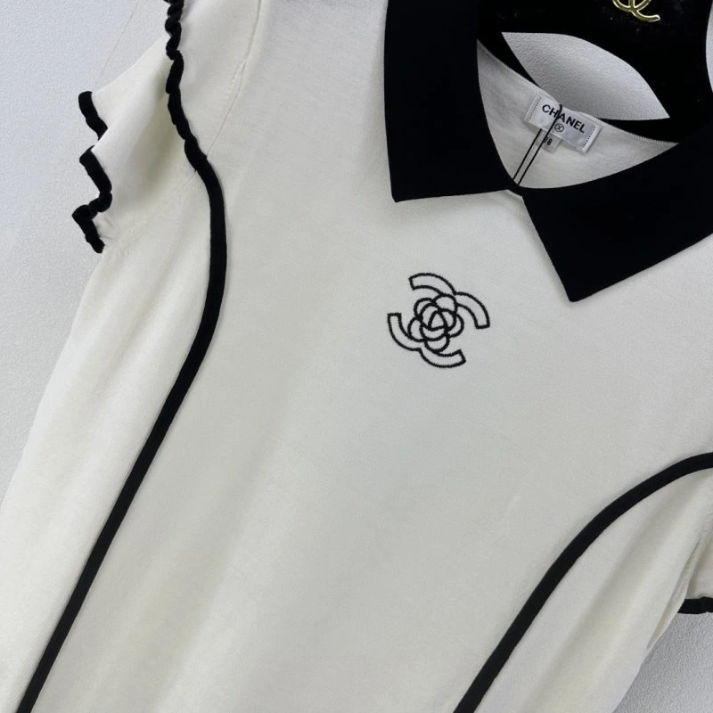Premium Chanel T-Shirts 108009