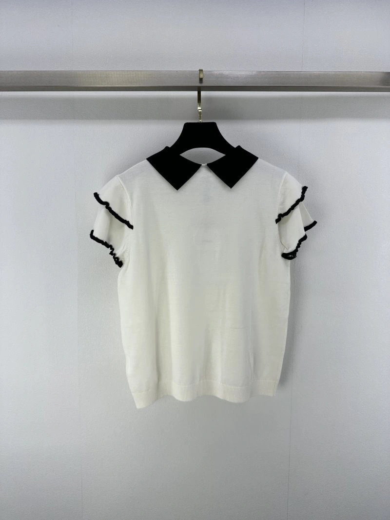 Premium Chanel T-Shirts 108009