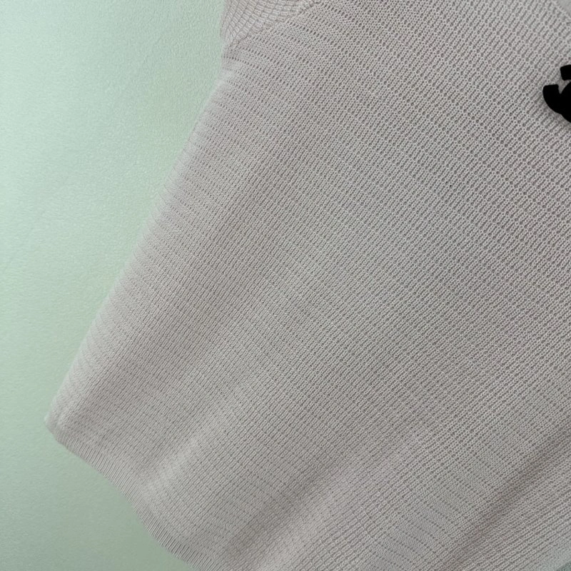 WeatherProof Chanel T-Shirts 108001