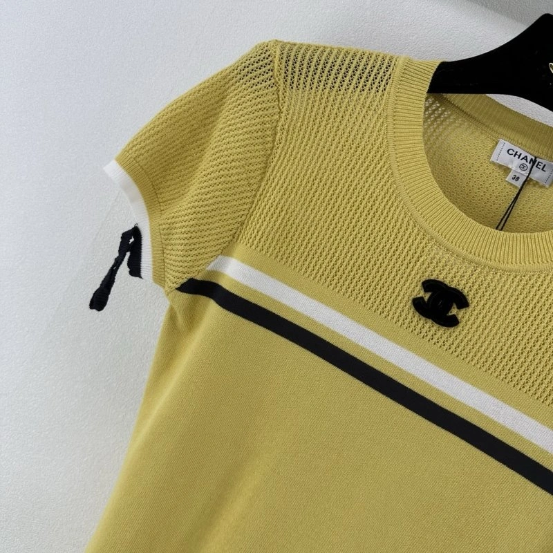 Affordable Chanel T-Shirts 107975