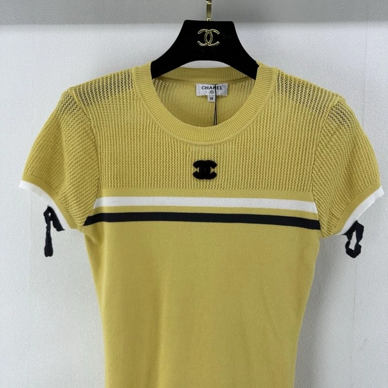 Affordable Chanel T-Shirts 107975